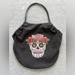 Most Wanted MW charcoal canvas floral sugar skull shoulder bag large tote bag‎